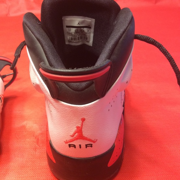Air Jordan - Picture 2 of 2